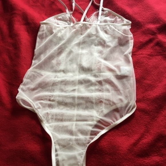 Sheer with lace details women’s bodysuit Small-New - Picture 7 of 7